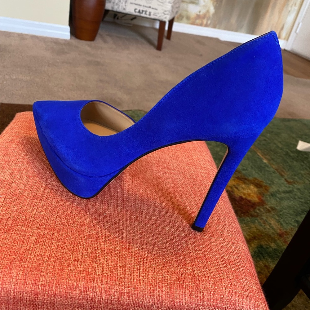 SOLD-Gianni Bini Heels-CASSALLA